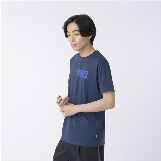 Sport Essentials ヘザーテックグラフィックショートスリーブTシャツ