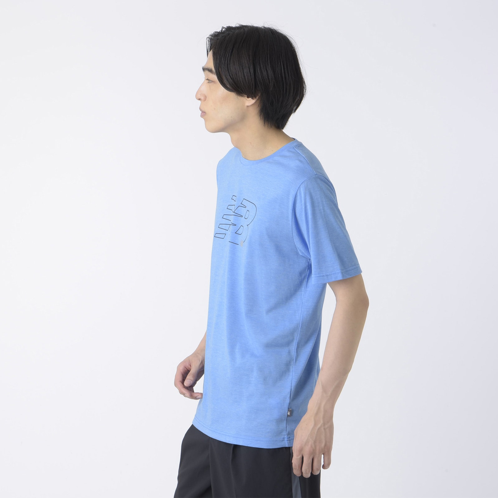 Sport Essentials ヘザーテックグラフィックショートスリーブTシャツ