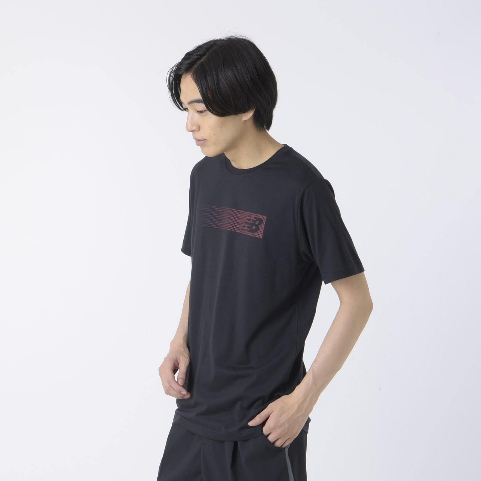 Sport Essentials ヘザーテックグラフィックショートスリーブTシャツ