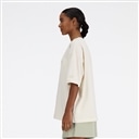 Shifted oversized short sleeve t-shirt