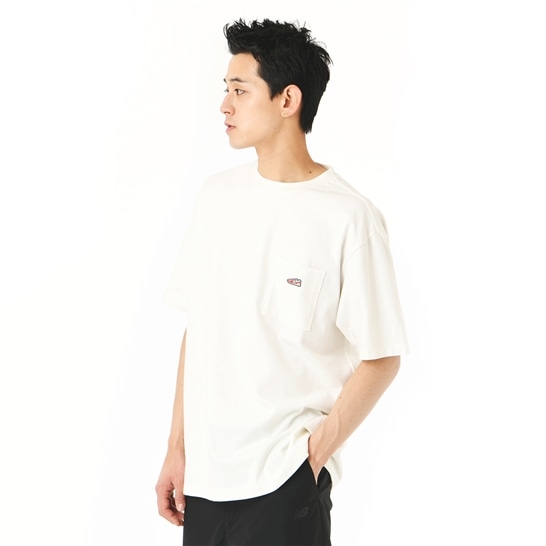 Shoe patch short sleeve relaxed fit T-shirt