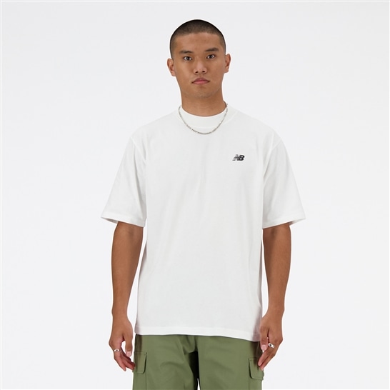 Shifted oversized short sleeve T-shirt