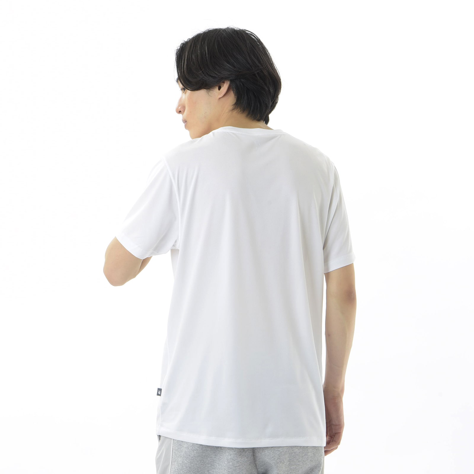 パフォーマンスグラフィックショートスリーブTシャツ(トリプルロゴ)