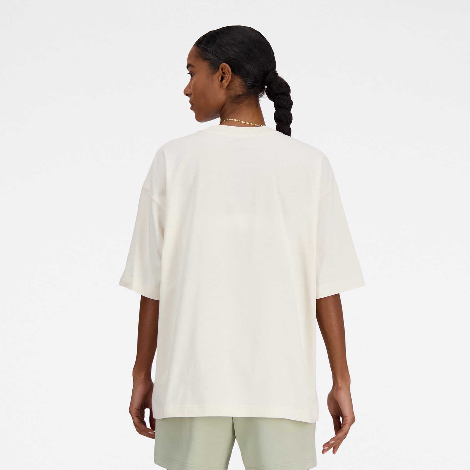 Shifted oversized short sleeve t-shirt