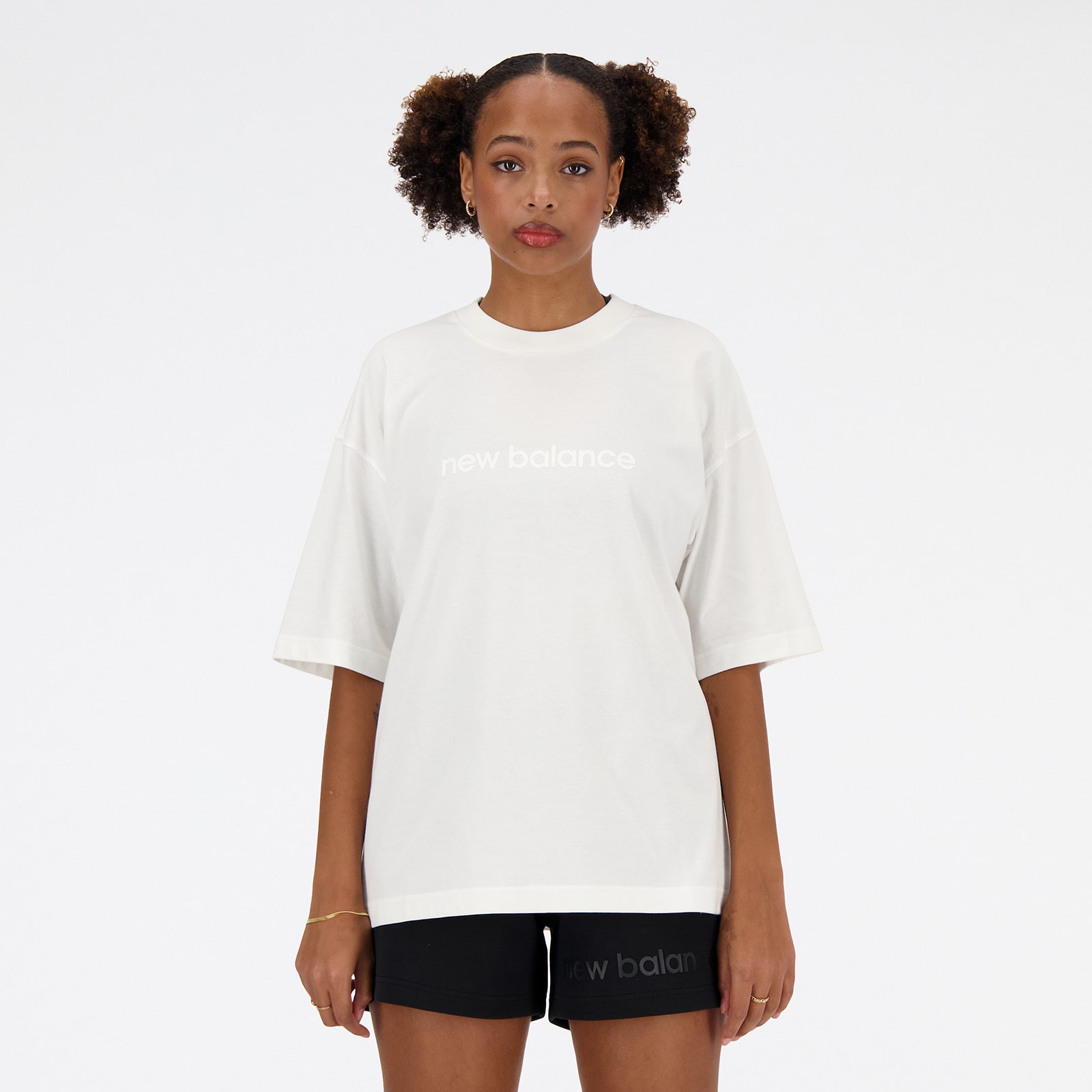 Shifted oversized short sleeve t-shirt