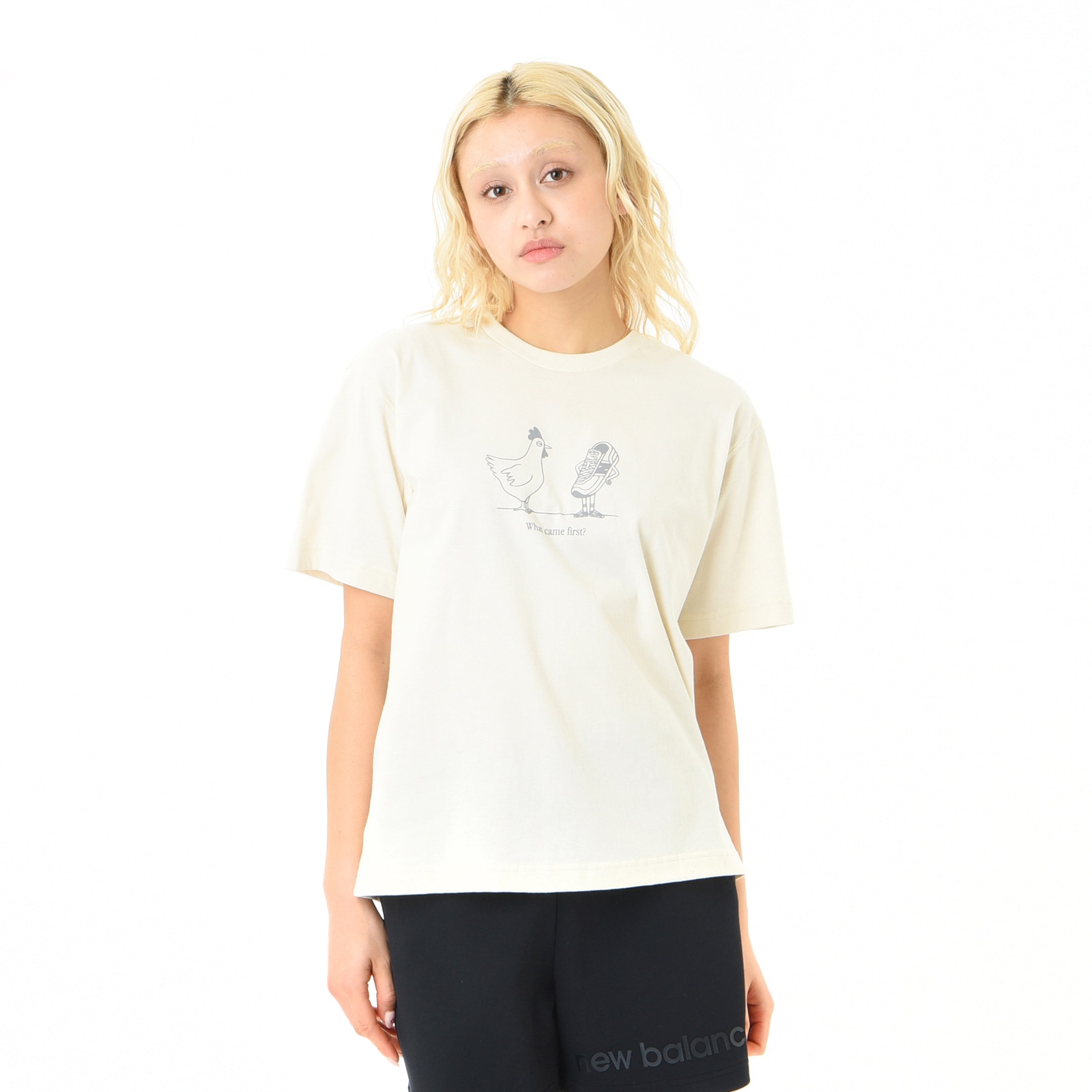 New Balance Chicken Or Shoe リラックス ショートスリーブTシャツ