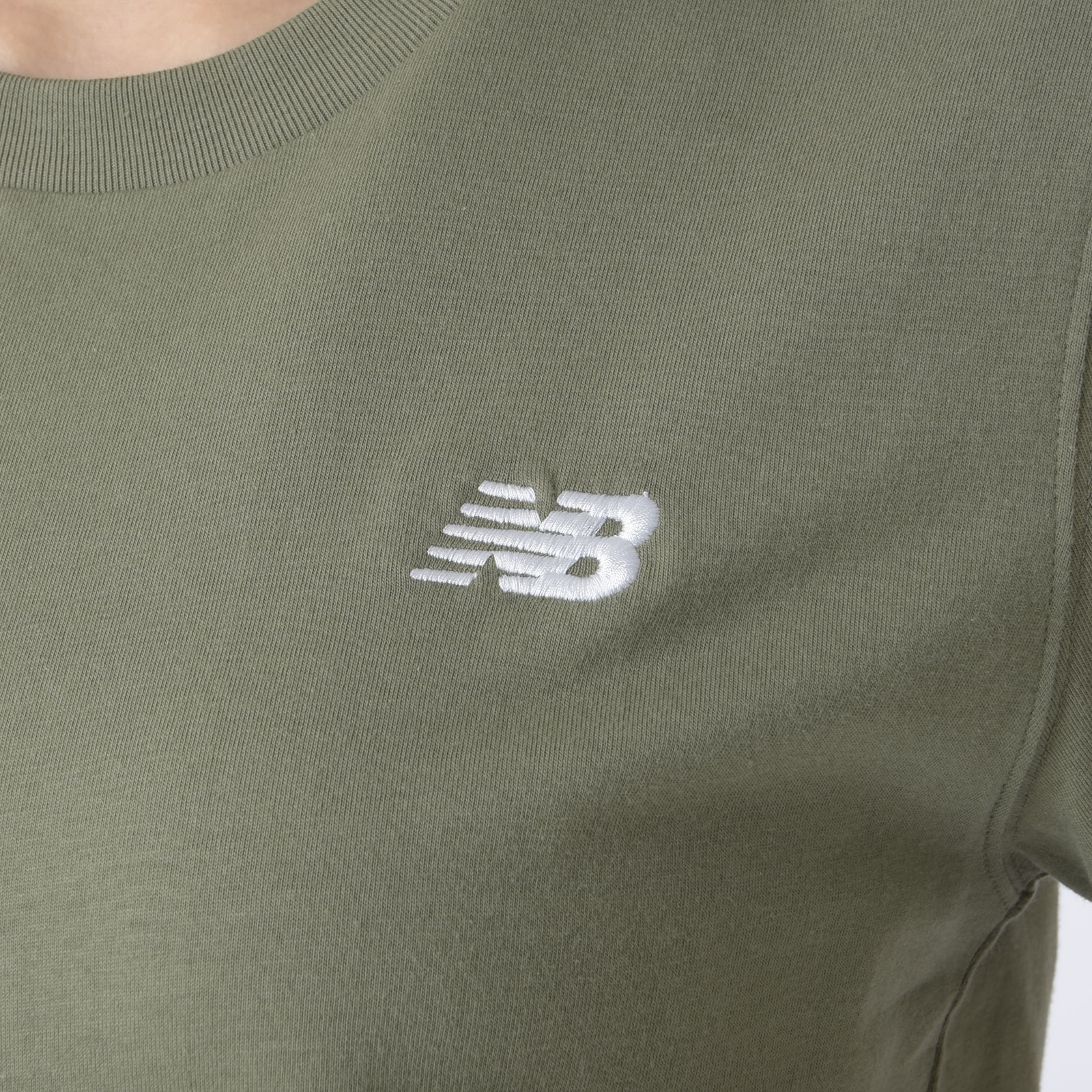 Sport Essentials Small Logo ショートスリーブTシャツ