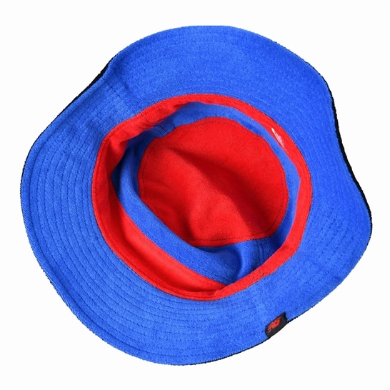 Reversible hat, made to order in FC Tokyo club colors