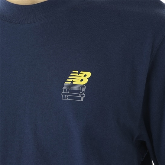 New Balance Bookshelf ショートスリーブTシャツ