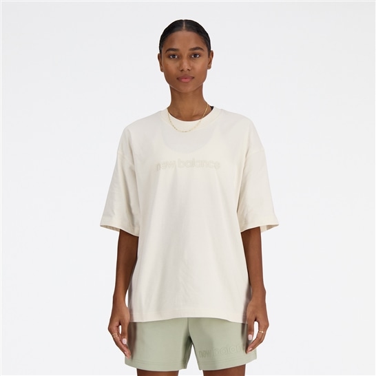 Shifted oversized short sleeve t-shirt