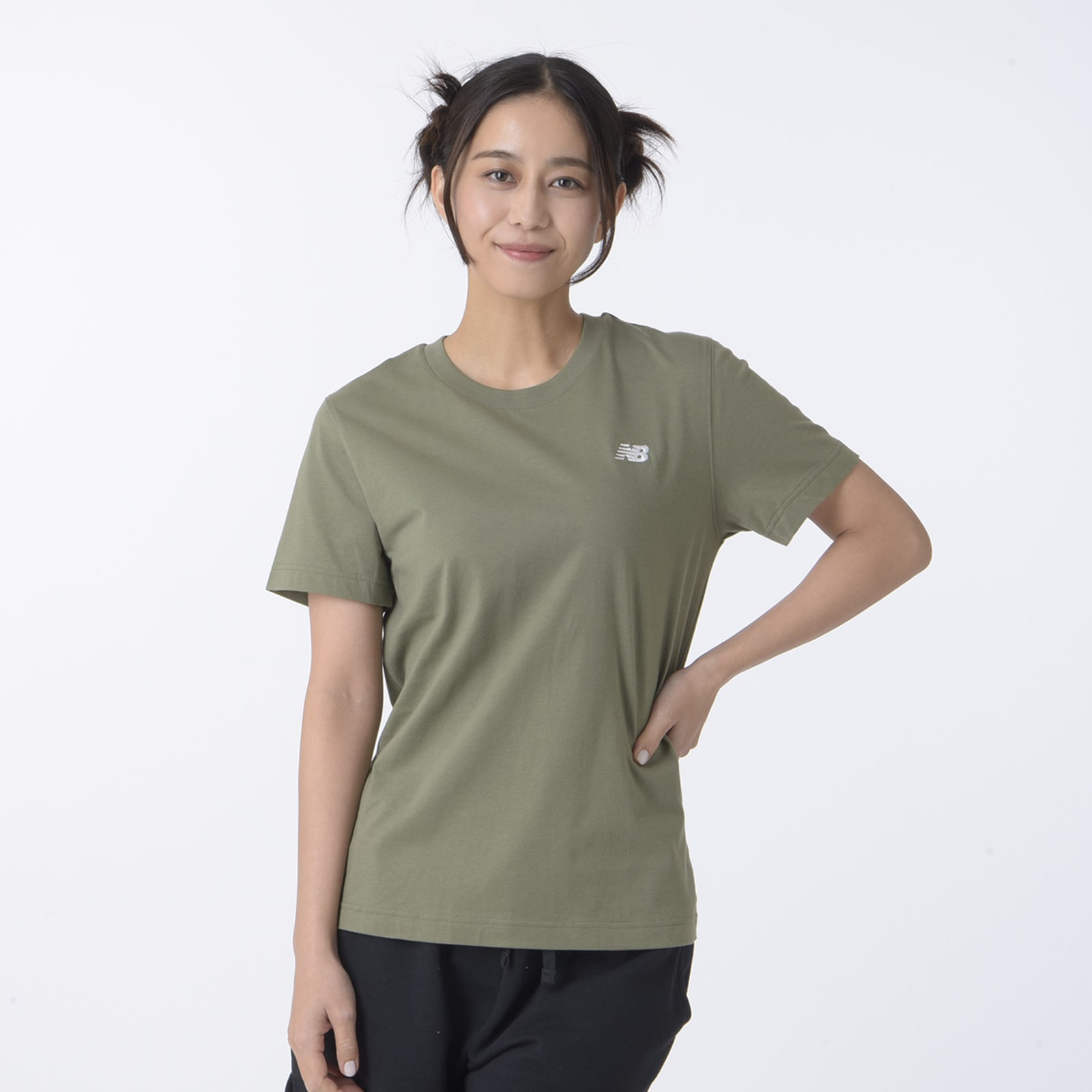 Sport Essentials Small Logo ショートスリーブTシャツ