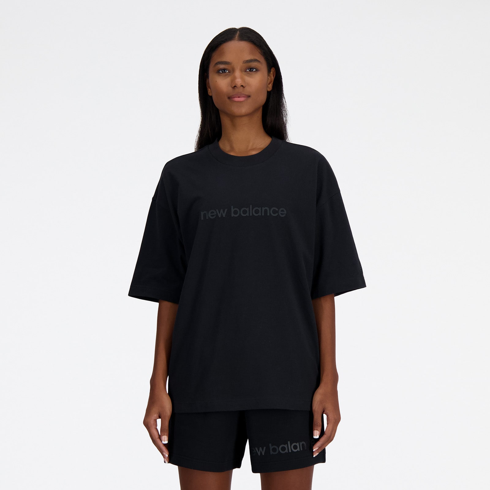 Shifted oversized short sleeve t-shirt