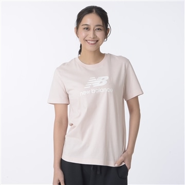 Sport Essentials Stacked Logo ショートスリーブTシャツ